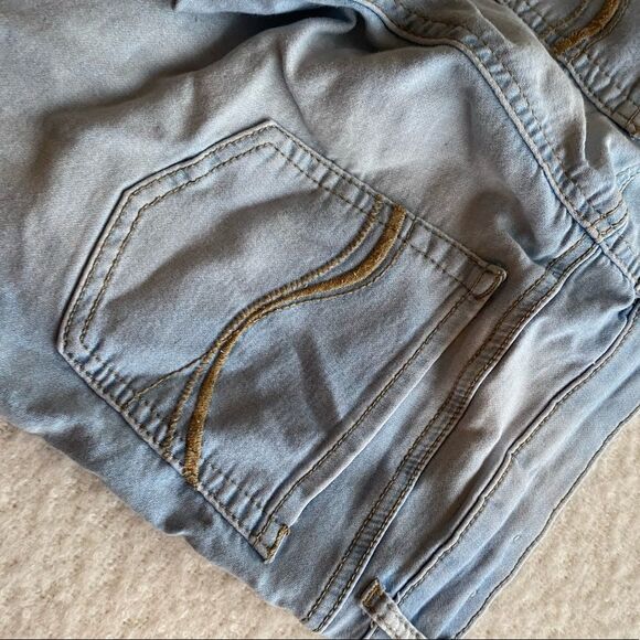 Light Washed So Jeans Size 13 - Picture 3 of 10